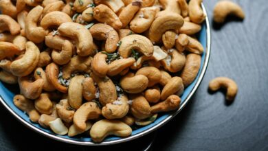 Cashews vs. Other Nuts: Which One Is Better for Your Diet?